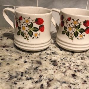 Sheffield strawberries n’ cream mugs